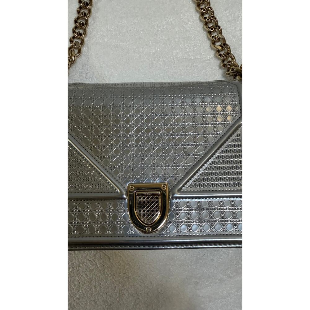 Dior Diorama Flap Bag Cannage Embossed Medium shoulder bag - Picture 14 of 14